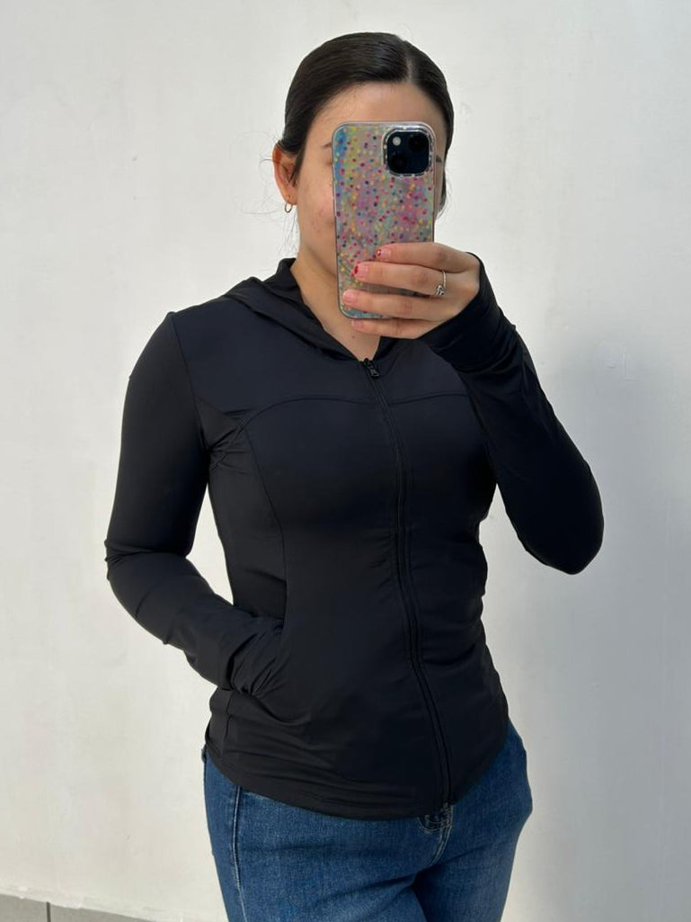 Chamarras Deportivas Premium Entallada Con Gorra