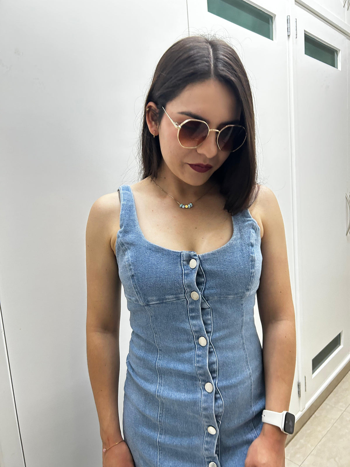 Vestido de Mezclilla Roba Miradas Con Botones