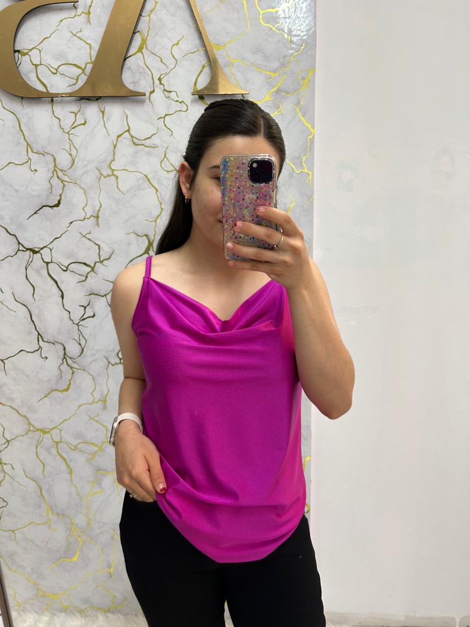 Blusa Basica Sin Mangas Holgada Tipo Satin