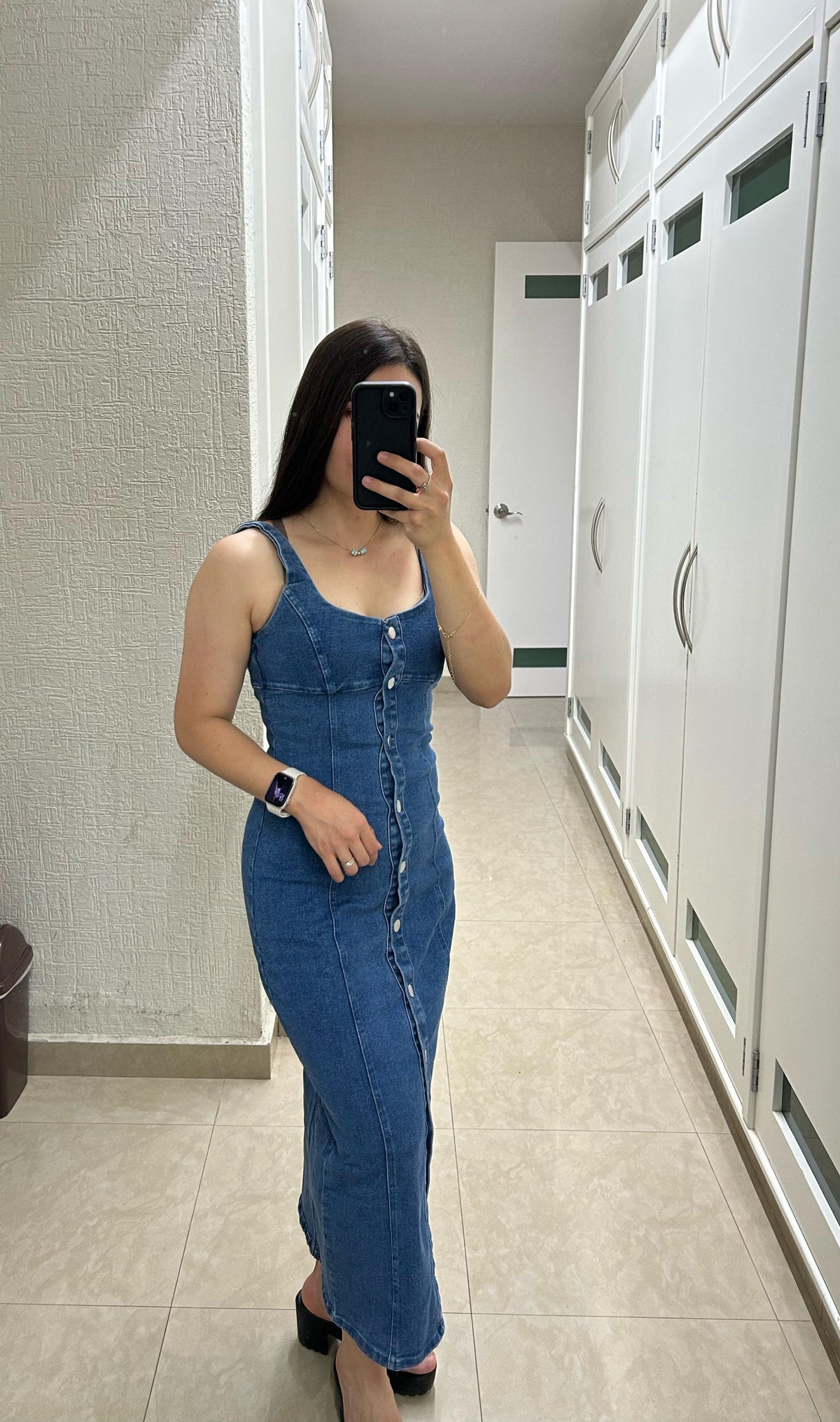 Vestido de Mezclilla Roba Miradas Con Botones